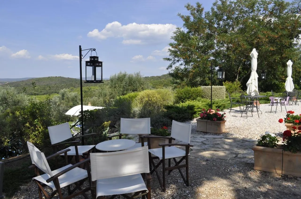 Agriturismo Morisfarms - Santa Laura Cura Nuova 0*,