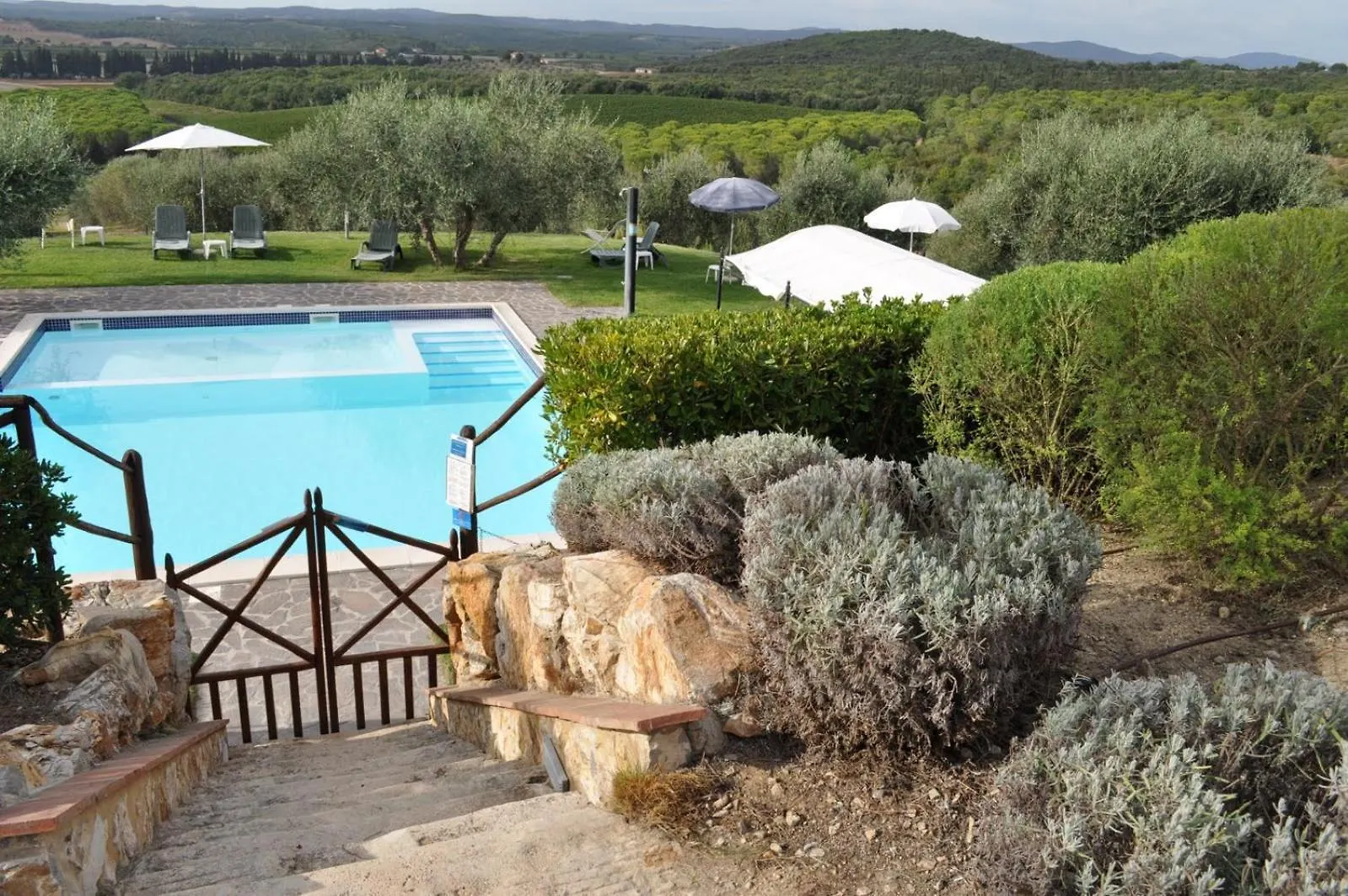 Agriturismo Morisfarms - Santa Laura Cura Nuova 0*,
